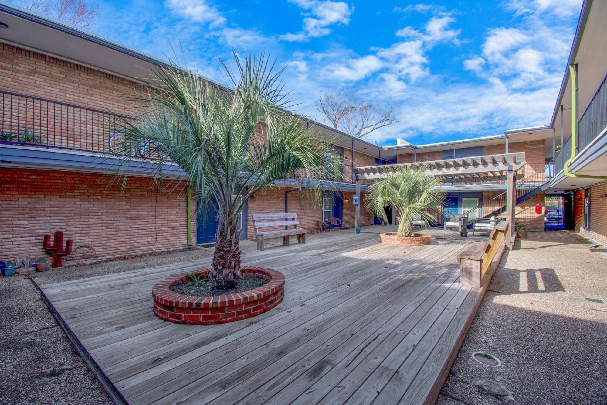 Unique Heights 1Br Apt Sleeps 4 Appartement Houston Buitenkant foto