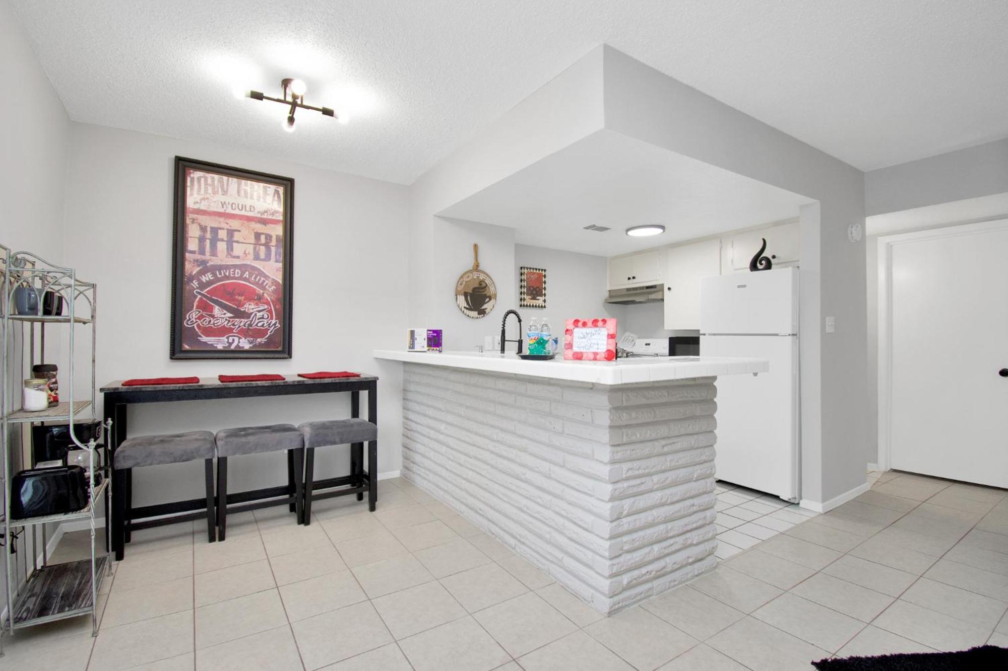 Unique Heights 1Br Apt Sleeps 4 Appartement Houston Buitenkant foto